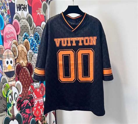 louis vuitton tue|louis vuitton football player.